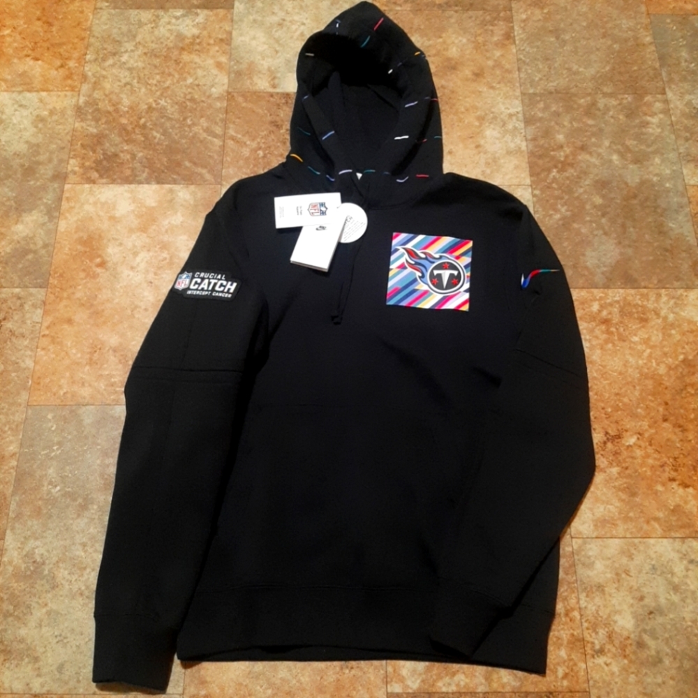 New. Nike Men's Tennessee Titans Crucial Catch Pullover Hoodie. Size Small.